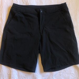 LULULEMON BLACK COMMISSION SHORT SWIM 7” INSEAM